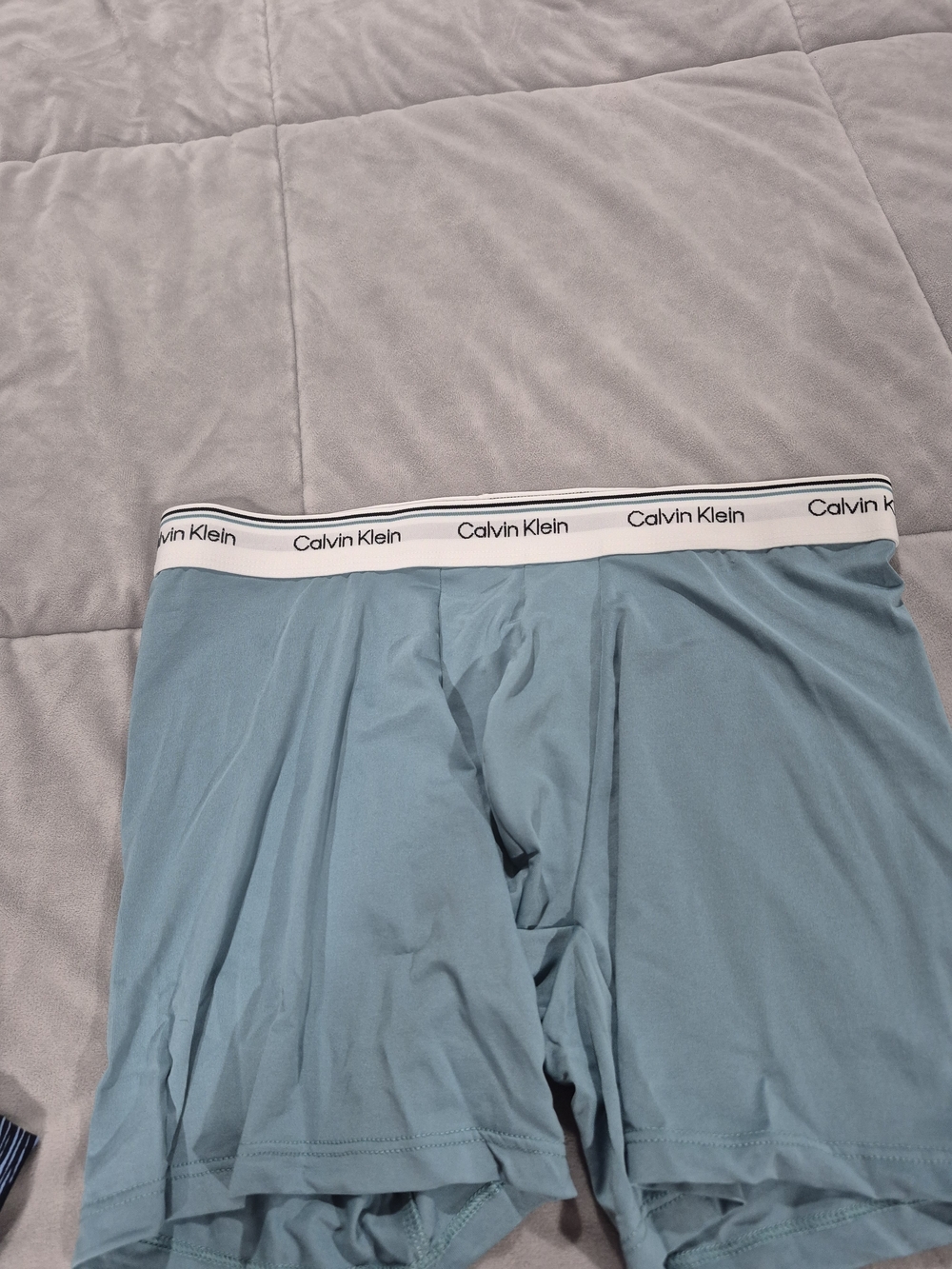 Calvin Klein Men’s Cotton Stretch Boxer Briefs – Navy & Gray Pack - Picture 2 of 8
